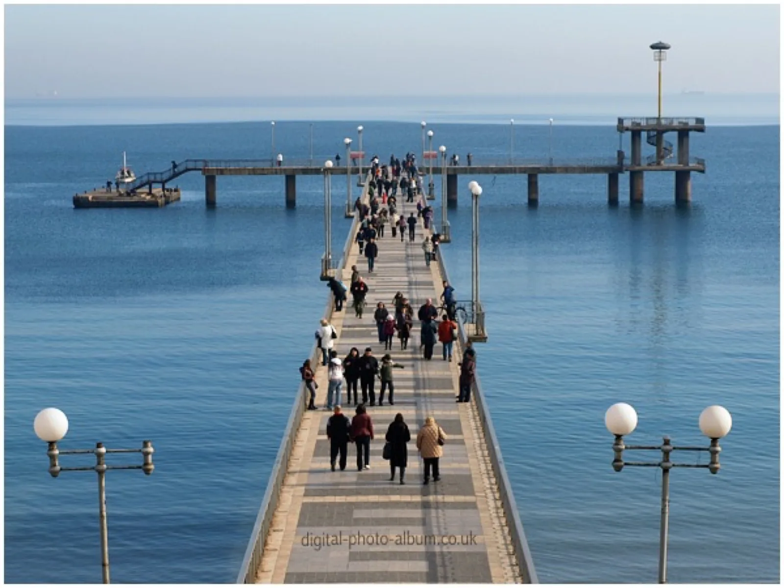 Burgas'ın denize uzanan iskelesi (Mostât)